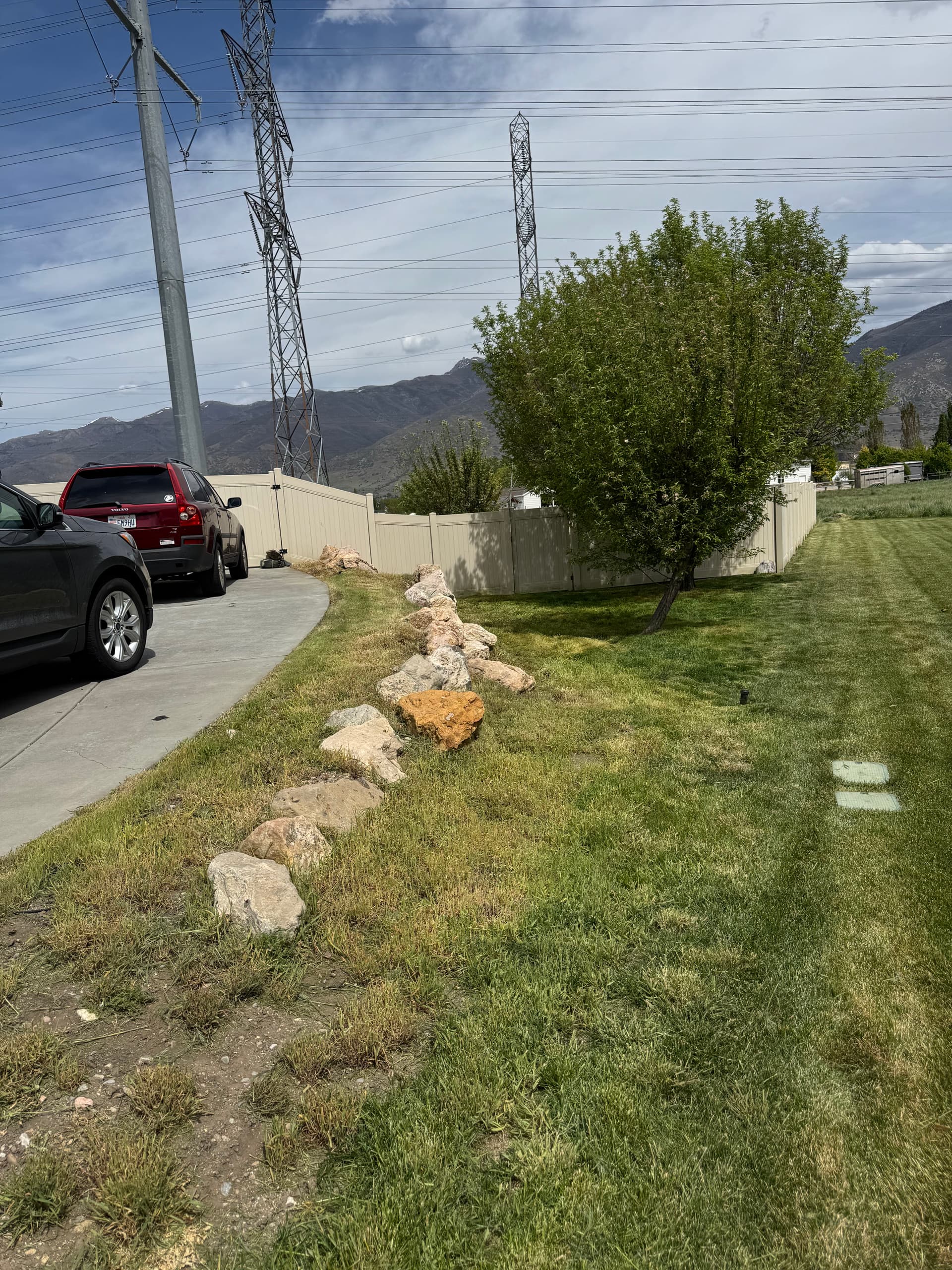 Gallery photos for Lawn Falling Behind? We Help It Bounce Back: Image #4